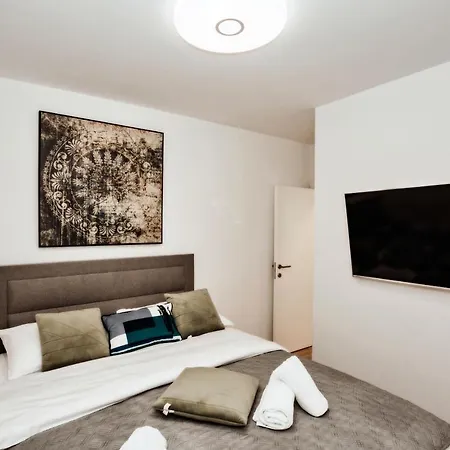 M&a Apartment
